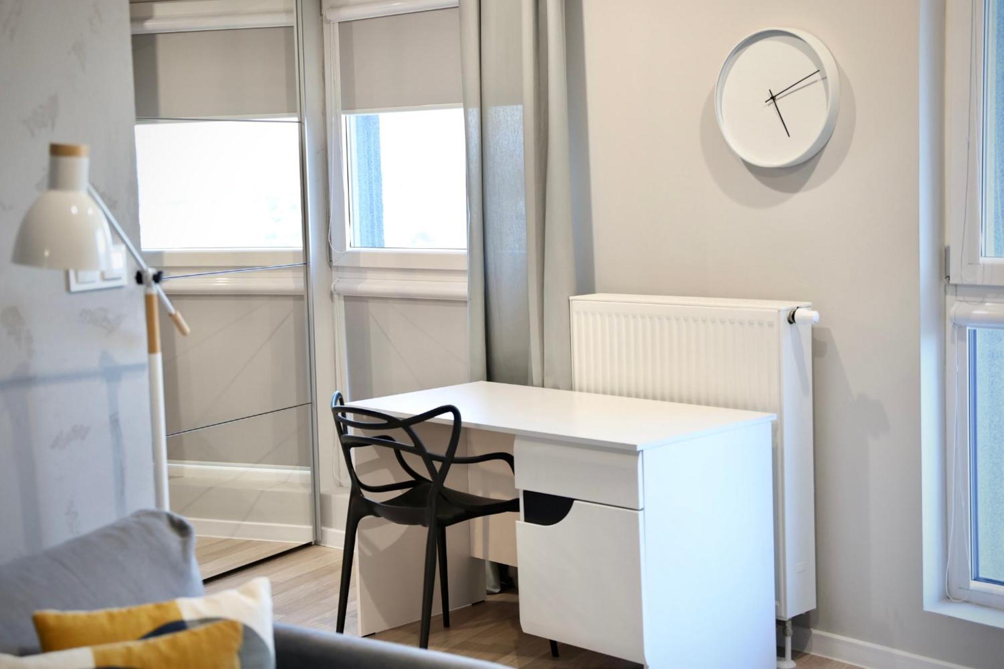 Capital Towers Scenique Apartment Жешов Екстериор снимка